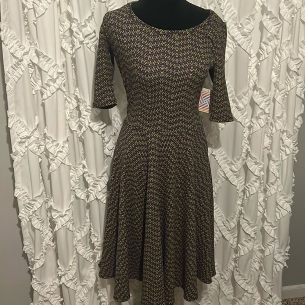 NWT Lularoe Amelia Small dress    F